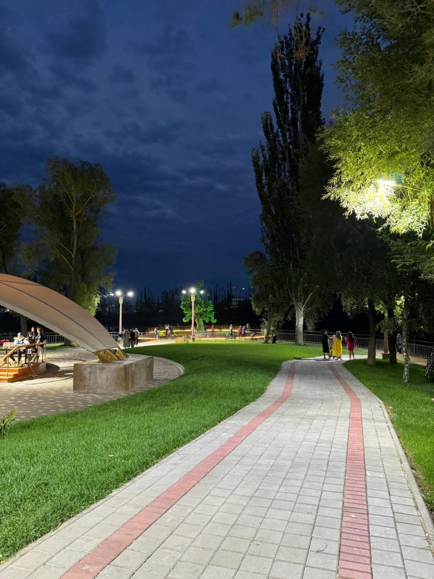 Hotel Алые Паруса Czołponata Zewnętrze zdjęcie