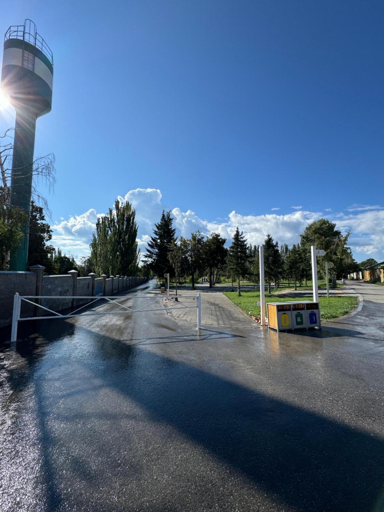 Hotel Алые Паруса Czołponata Zewnętrze zdjęcie